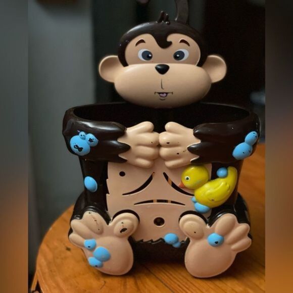 GARANIMALS BABY Bath Collection Toy Scooper - Picture 1 of 6